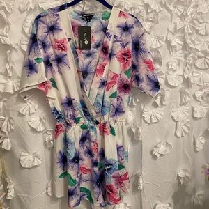 Beautiful white NLW Romper